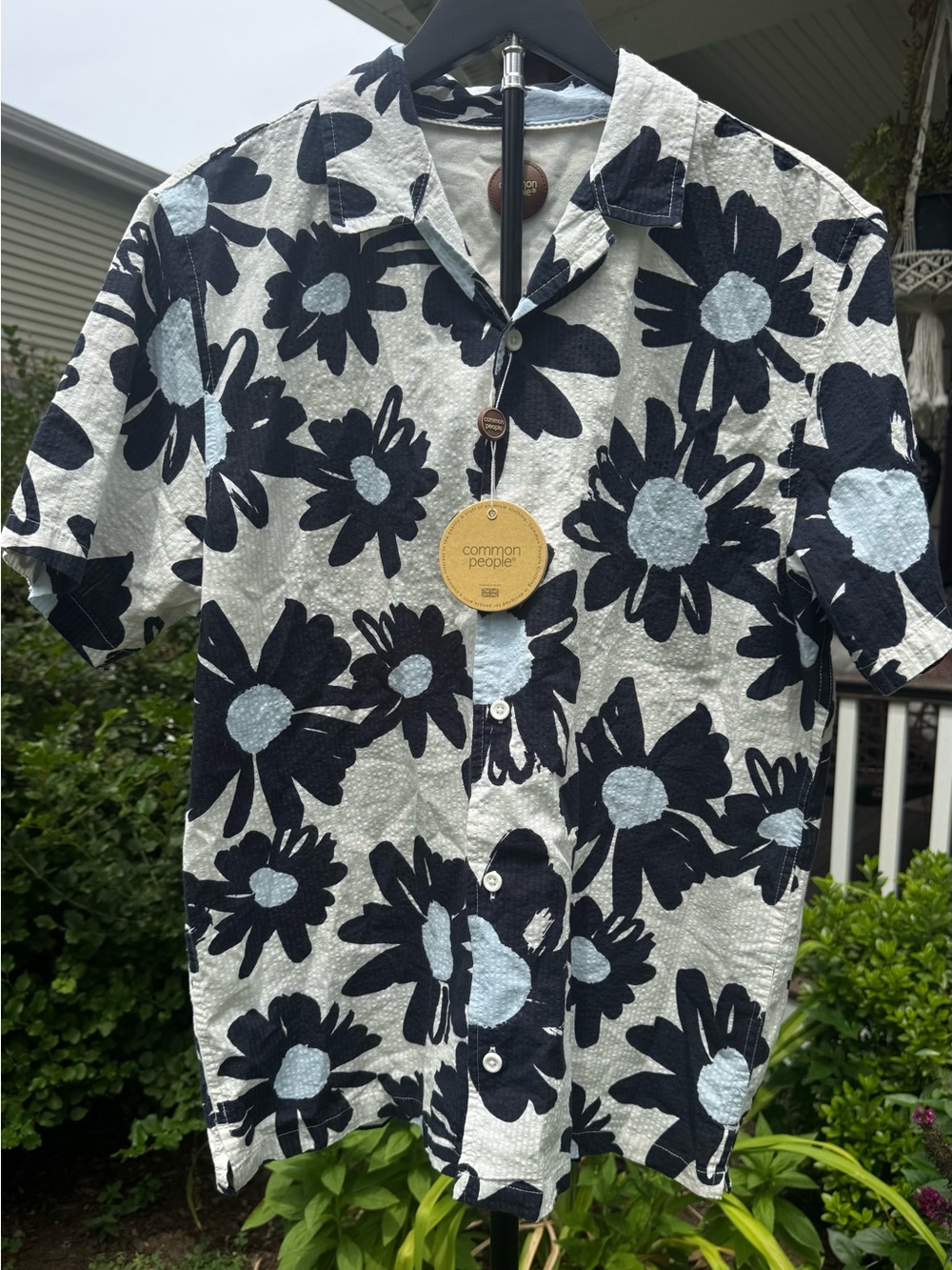 Common People Floral Daisy Seersucker Short Sleeve Button Up Shirt Large New